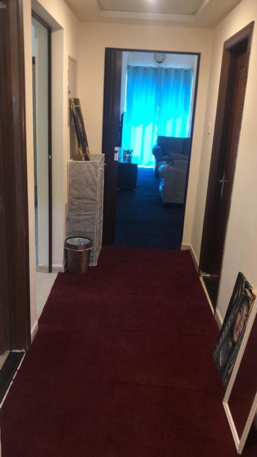 Kaya Hostel ドバイ エクステリア 写真