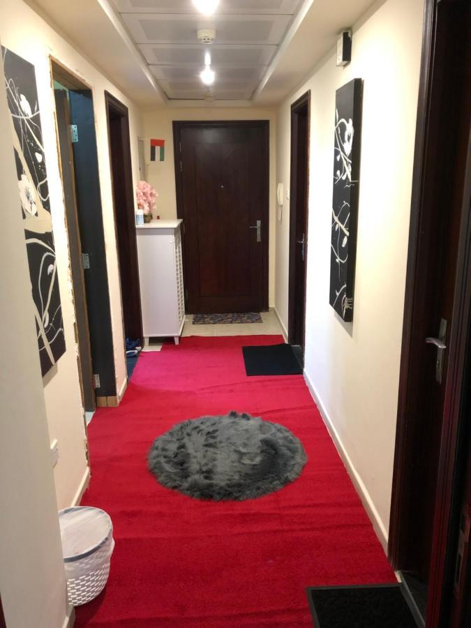 Kaya Hostel ドバイ エクステリア 写真