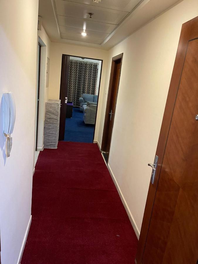 Kaya Hostel ドバイ エクステリア 写真