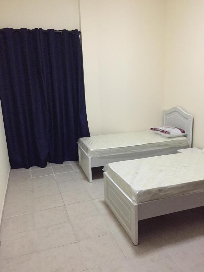 Kaya Hostel ドバイ エクステリア 写真