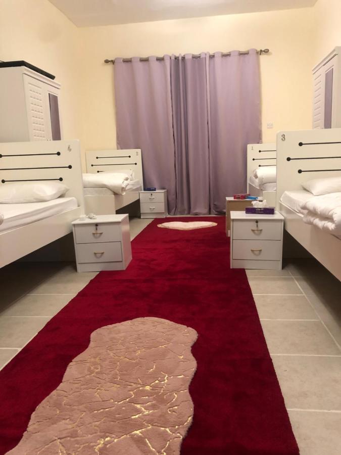 Kaya Hostel ドバイ エクステリア 写真