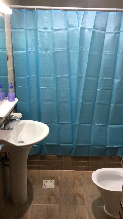 Kaya Hostel ドバイ エクステリア 写真